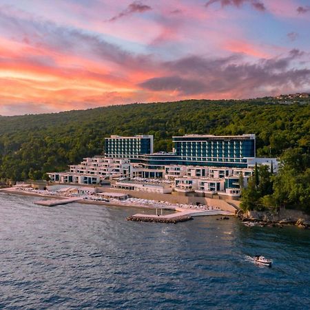 Hilton Rijeka Costabella Beach Resort And Spa Dış mekan fotoğraf