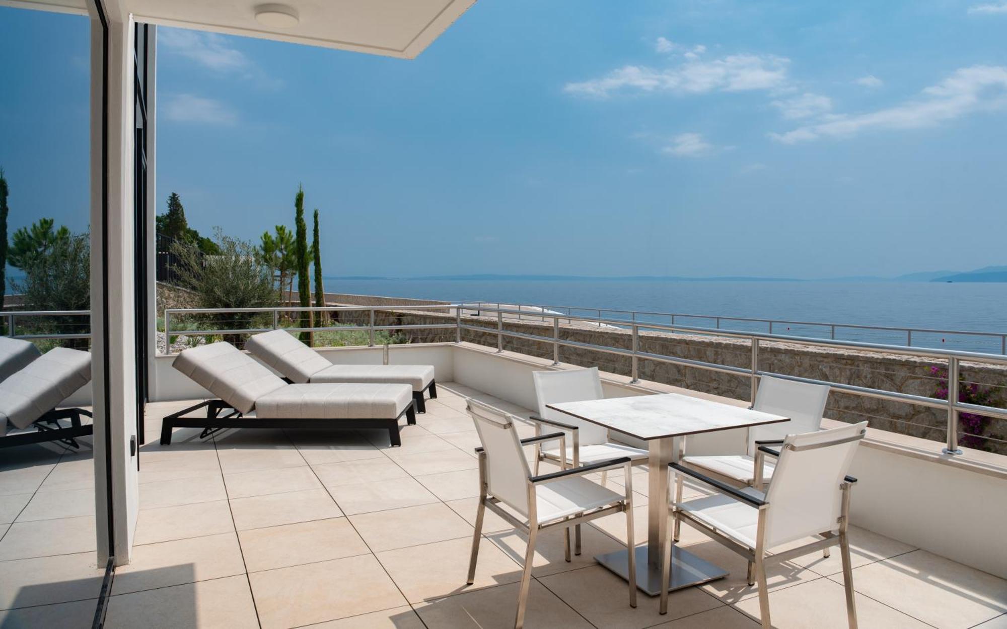 Hilton Rijeka Costabella Beach Resort And Spa Dış mekan fotoğraf
