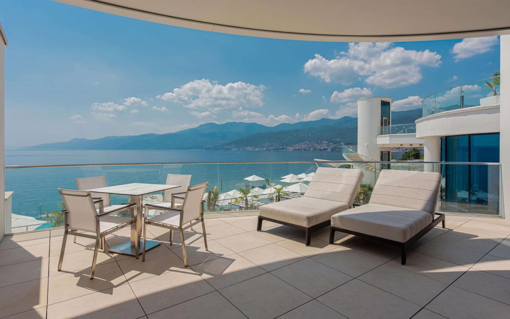Hilton Rijeka Costabella Beach Resort And Spa Dış mekan fotoğraf View from the hotel